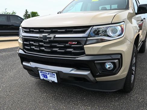 Used 2021 Chevrolet Colorado Z71 AWD/4WD image 11