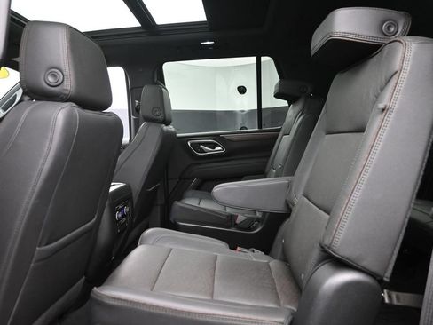Used 2024 Chevrolet Tahoe High Country AWD/4WD image 14