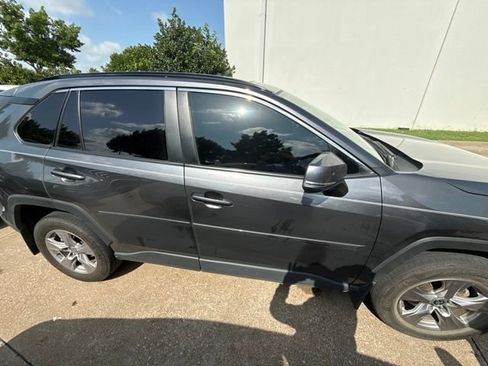 Used 2025 Toyota RAV4 XLE w/ Convenience Package FWD image 3