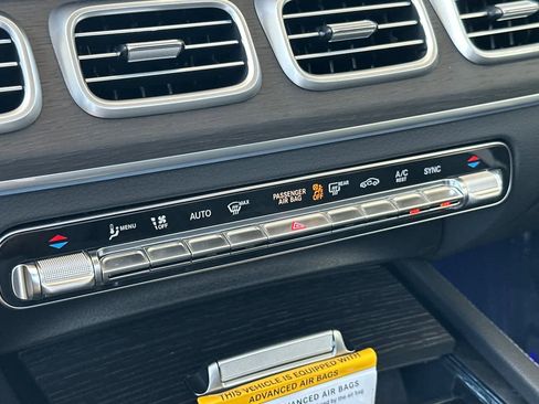 Certified 2025 Mercedes-Benz GLS 450 4MATIC image 20
