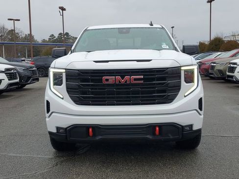 Used 2025 GMC Sierra 1500 Elevation w/ Preferred Package image 2