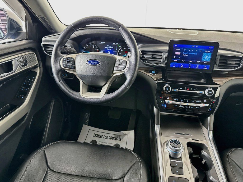Used 2021 Ford Explorer Limited w/ Equipment Group 301A RWD image 28