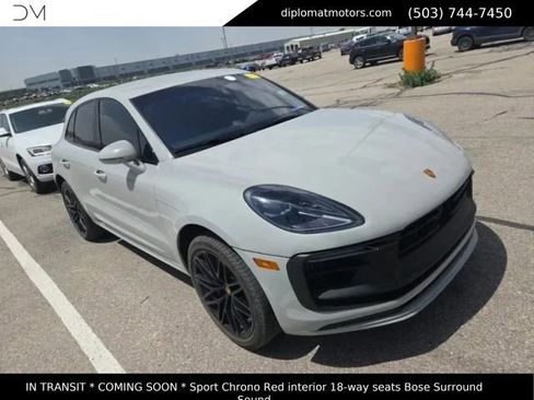 Used 2022 Porsche Macan GTS AWD/4WD image 3