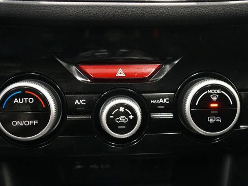 Used 2023 Subaru Forester Premium image 34