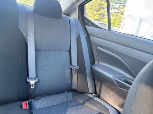Used 2025 Nissan Versa SV FWD image 35