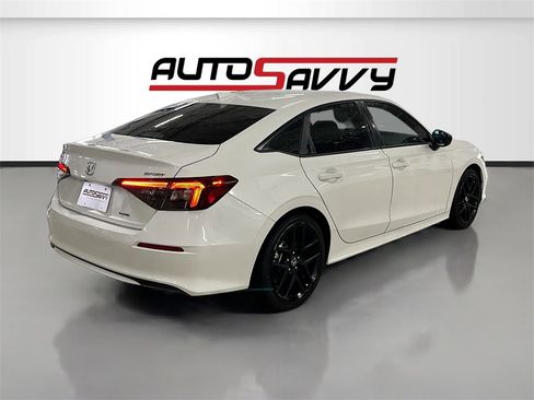 Used 2025 Honda Civic Sport image 7