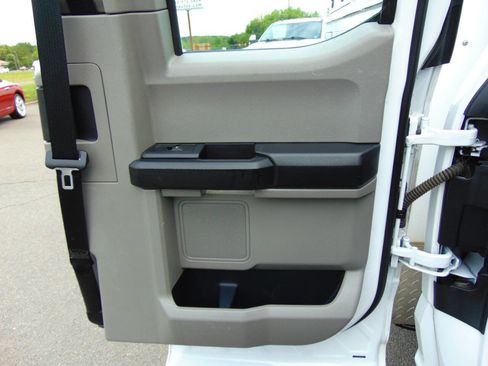 Used 2020 Ford F250 XL w/ Power Equipment Group AWD/4WD image 41