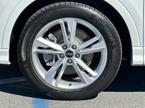 Used 2023 Audi Q3 2.0T Premium w/ Convenience Package image 25