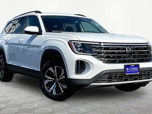 New 2026 Volkswagen Atlas SE image 1