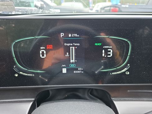 Used 2023 Kia Sportage EX AWD/4WD image 19