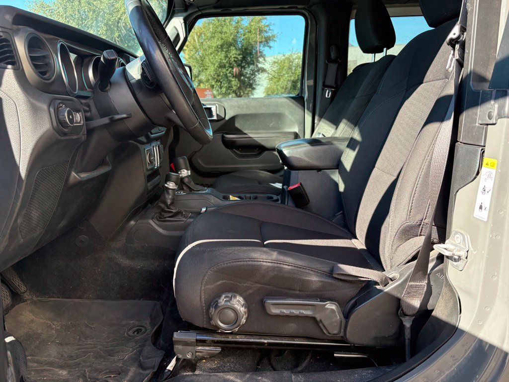 Used 2019 Jeep Wrangler Sport AWD/4WD image 8