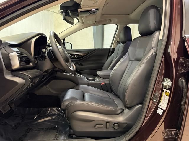 Used 2025 Subaru Outback Limited AWD/4WD image 12