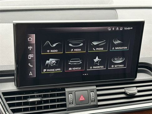 Used 2023 Audi Q5 2.0T Premium w/ Convenience Package image 29