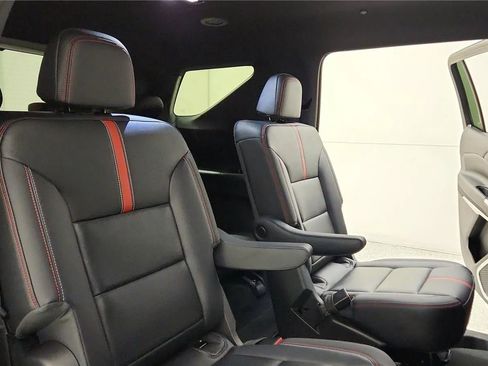 New 2026 Chevrolet Traverse RS AWD/4WD image 42