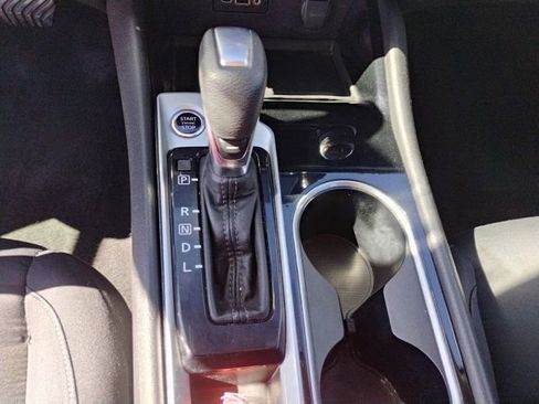 Used 2024 Nissan Altima 2.5 SV image 23