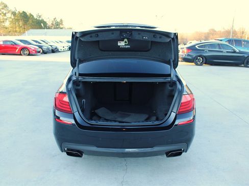Used 2013 BMW 550i Sedan image 37