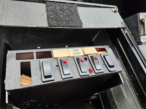 Used 2009 Ford Crown Victoria Police Interceptor image 23