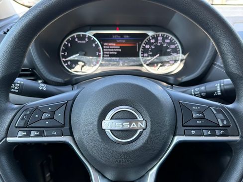 Used 2024 Nissan Sentra SV w/ Trunk Package FWD image 22