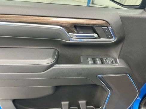 Used 2023 Chevrolet Silverado 1500 RST AWD/4WD image 21