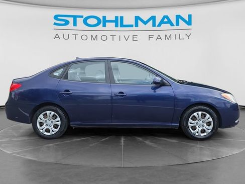 Used 2010 Hyundai Elantra GLS FWD image 4