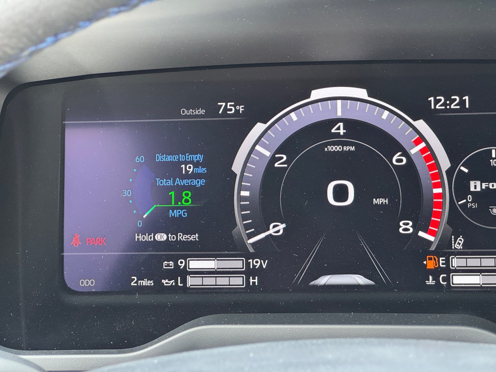 Used 2025 Toyota Sequoia Platinum AWD/4WD image 25