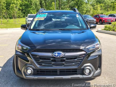 Certified 2024 Subaru Outback Premium AWD/4WD image 4