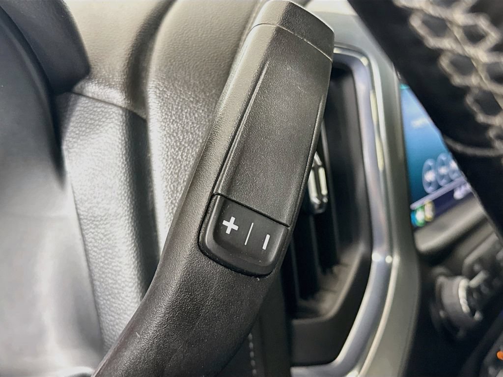 Used 2023 Chevrolet Silverado 2500 LT AWD/4WD image 16