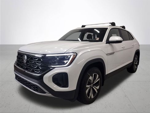 New 2026 Volkswagen Atlas Cross Sport SE AWD/4WD image 2