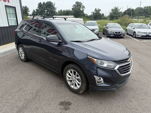Used 2018 Chevrolet Equinox LT FWD image 4