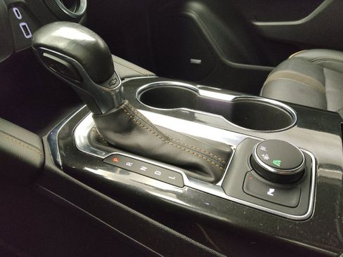 Used 2020 Chevrolet Blazer Premier image 26