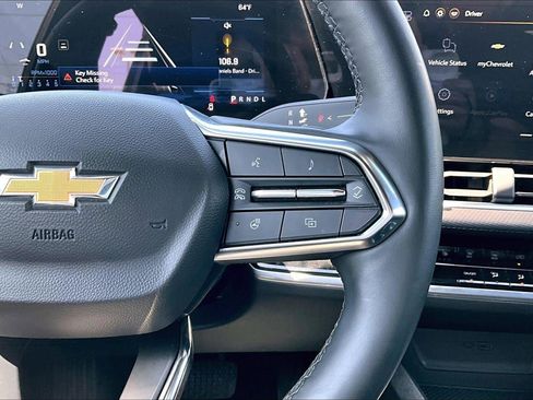 Used 2025 Chevrolet Equinox LT AWD/4WD image 20