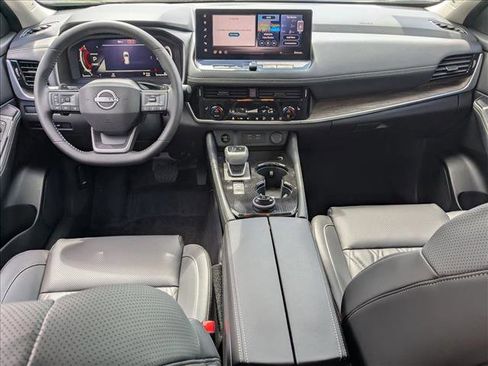 New 2026 Nissan Rogue Platinum AWD/4WD image 14