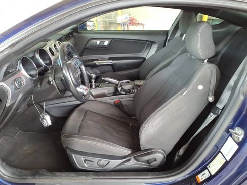 Used 2020 Ford Mustang GT RWD image 5