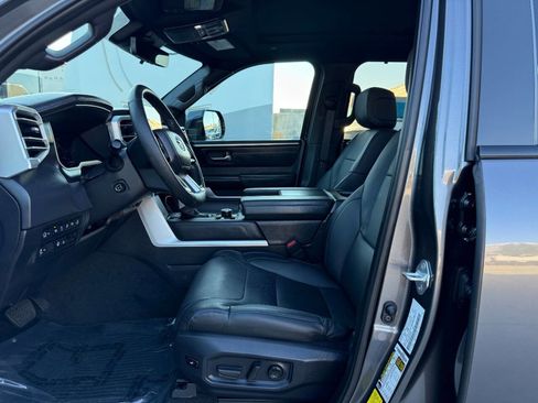 Used 2025 Toyota Tundra Platinum image 21