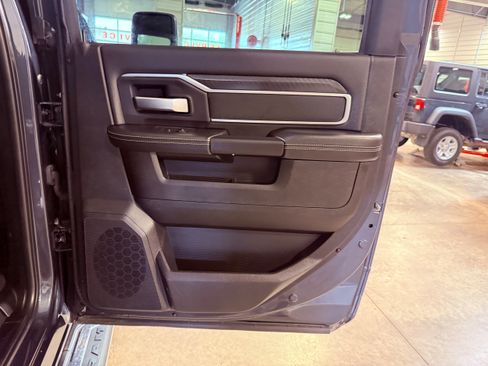 Used 2026 RAM 2500 Big Horn AWD/4WD image 14