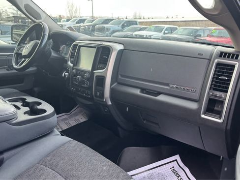 Used 2017 RAM 1500 Big Horn image 26