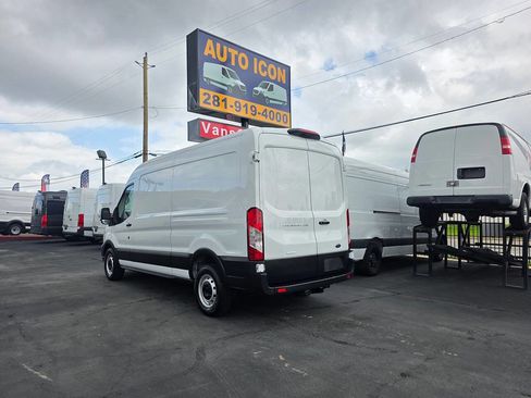 Used 2021 Ford Transit 250 Medium Roof image 28