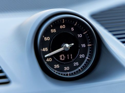 Certified 2025 Porsche Cayenne Coupe image 36