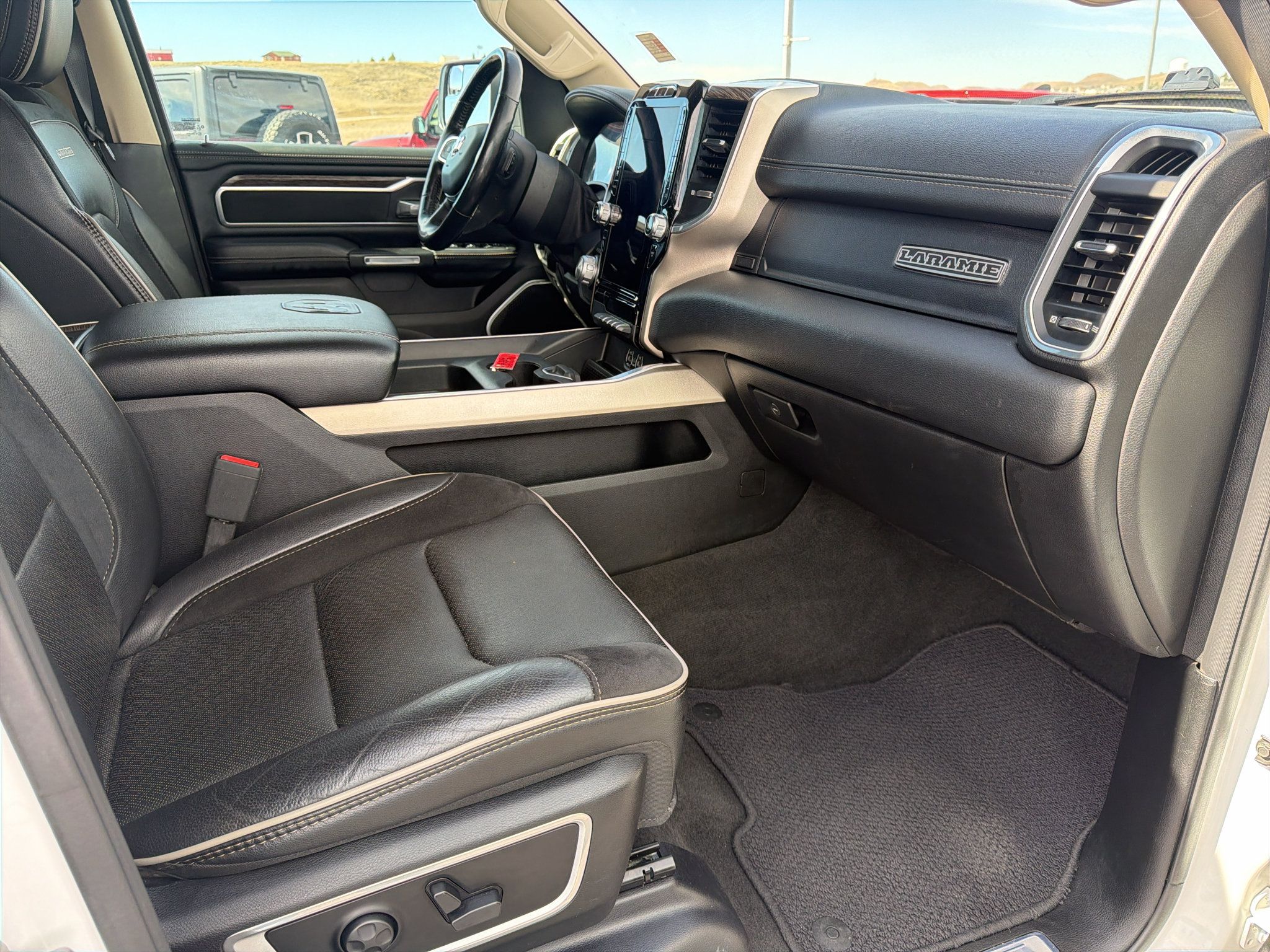 Certified 2020 RAM 1500 Laramie AWD/4WD image 17