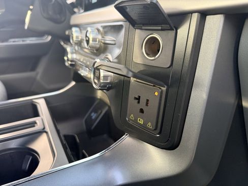 Used 2021 Ford F150 XLT w/ Equipment Group 302A High image 35