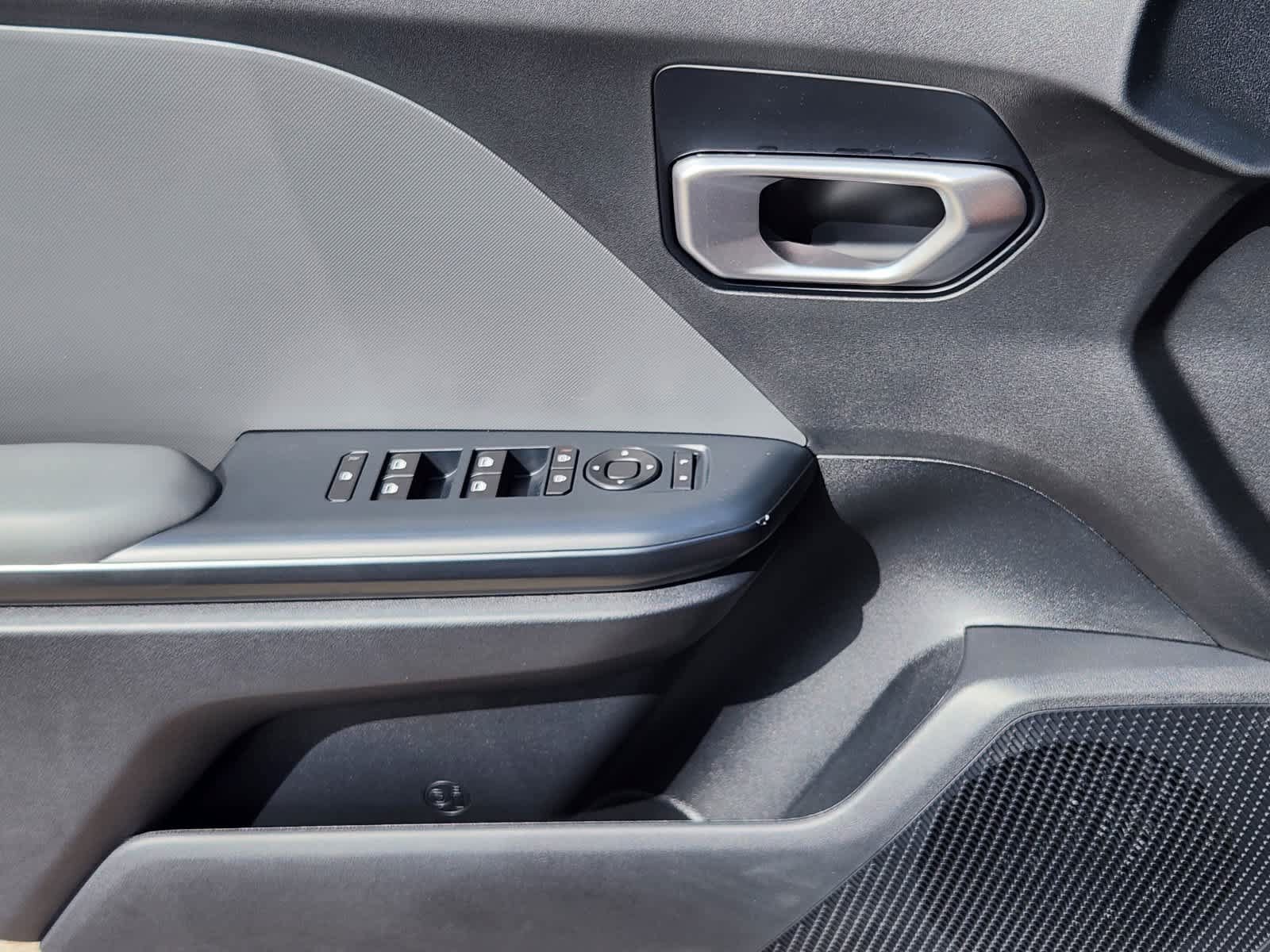 Certified 2025 Kia K4 FWD image 19