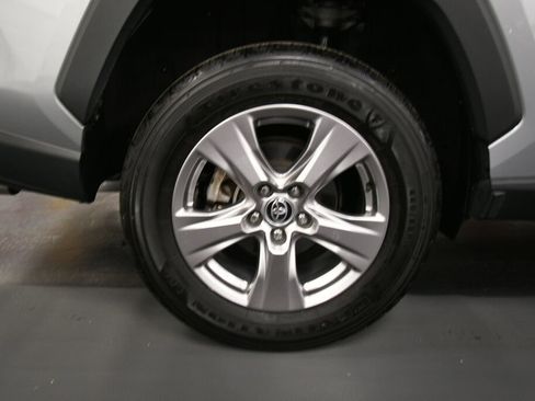 Certified 2022 Toyota RAV4 XLE image 32