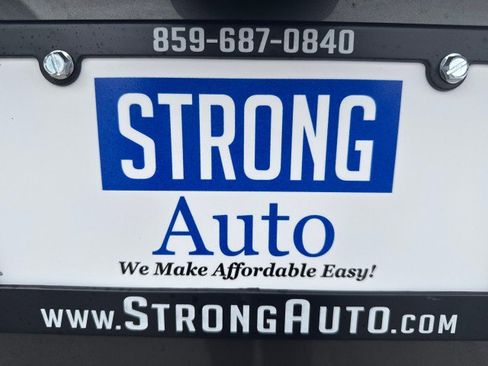 Used 2023 Ford Explorer Limited image 20