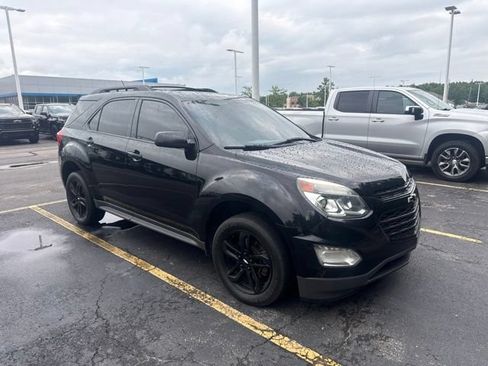 Used 2017 Chevrolet Equinox LT w/ Midnight Edition FWD image 8