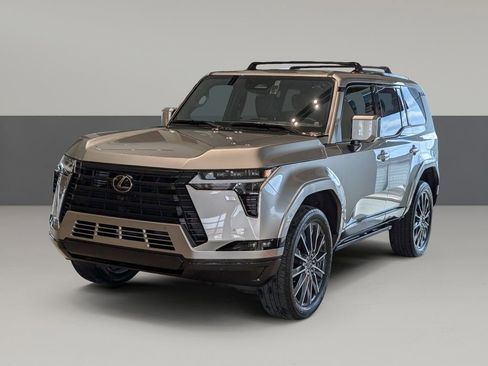 Used 2024 Lexus GX 550 w/ Accessory Package (2T) image 6