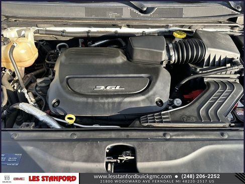 Used 2018 Chrysler Pacifica Touring-L image 12