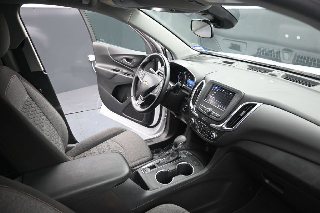 Used 2024 Chevrolet Equinox LT AWD/4WD image 43