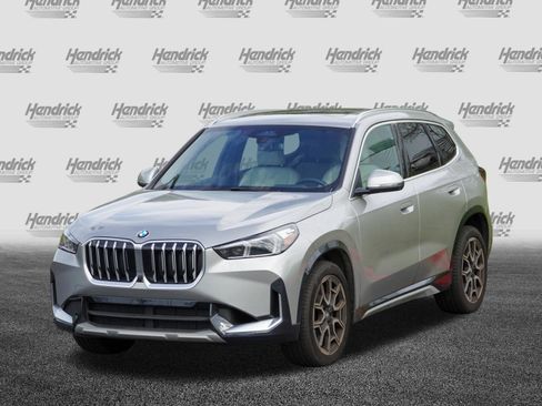 Used 2025 BMW X1 xDrive28i w/ Premium Package AWD/4WD image 5