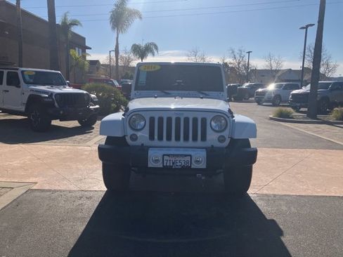 Used 2016 Jeep Wrangler Unlimited Sahara w/ Connectivity Group image 2