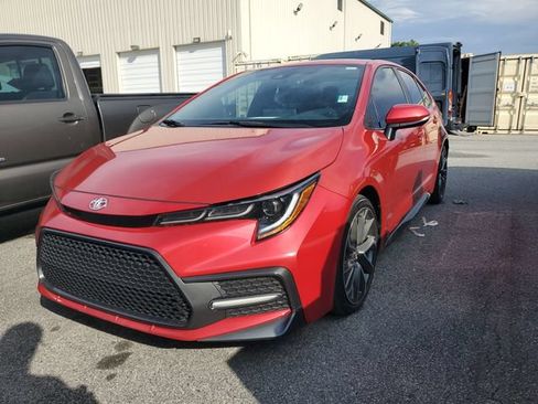 Used 2020 Toyota Corolla SE w/ SE Premium Package FWD image 2